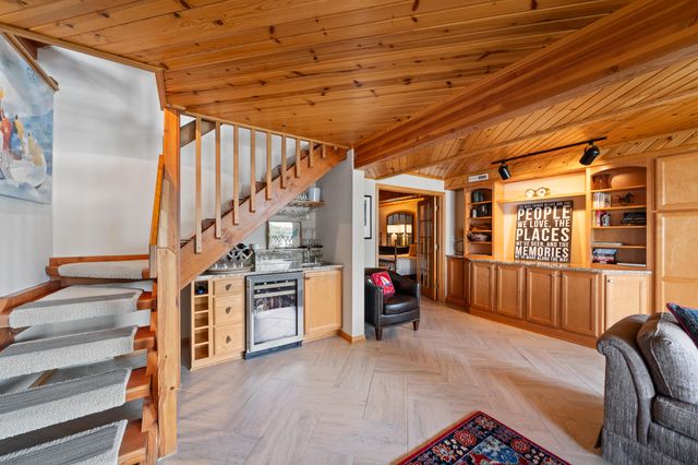 $3,850,000 | 4 Dartmouth Road, Williams Bay, WI 53191