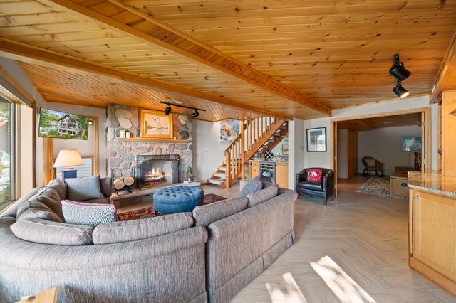 $3,850,000 | 4 Dartmouth Road, Williams Bay, WI 53191