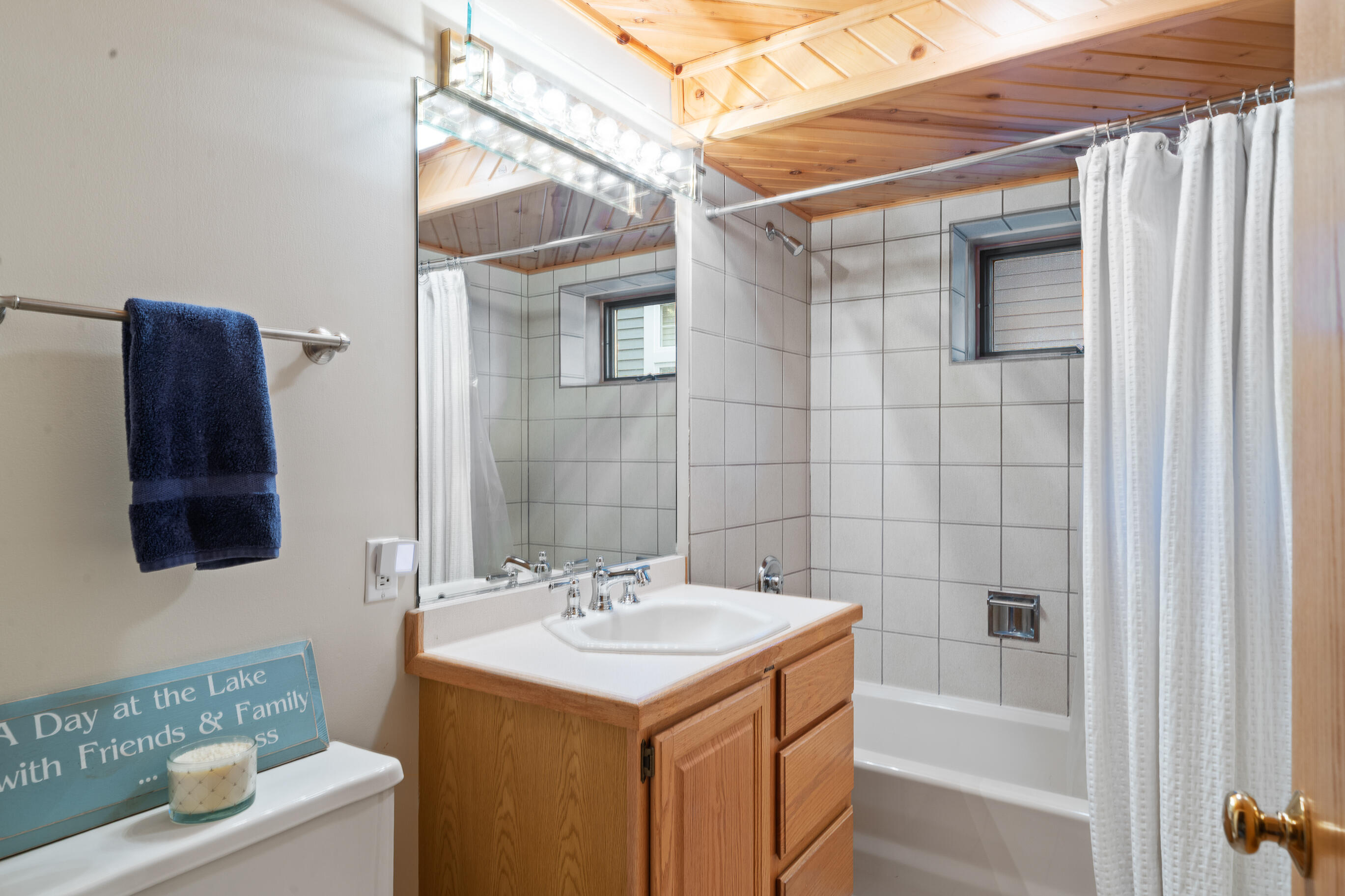 4 Dartmouth Road Williams Bay, WI 53191 - Photo 33 of 49 Bathroom on Lower Level