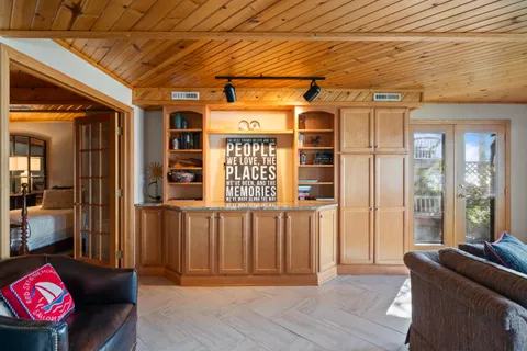 $3,850,000 | 4 Dartmouth Road, Williams Bay, WI 53191