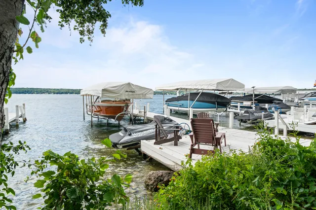$3,850,000 | 4 Dartmouth Road, Williams Bay, WI 53191