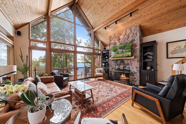 $3,850,000 | 4 Dartmouth Road, Williams Bay, WI 53191