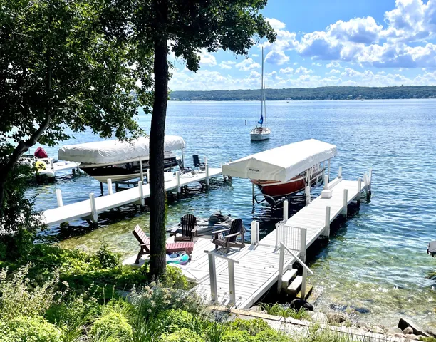 $3,850,000 | 4 Dartmouth Road, Williams Bay, WI 53191