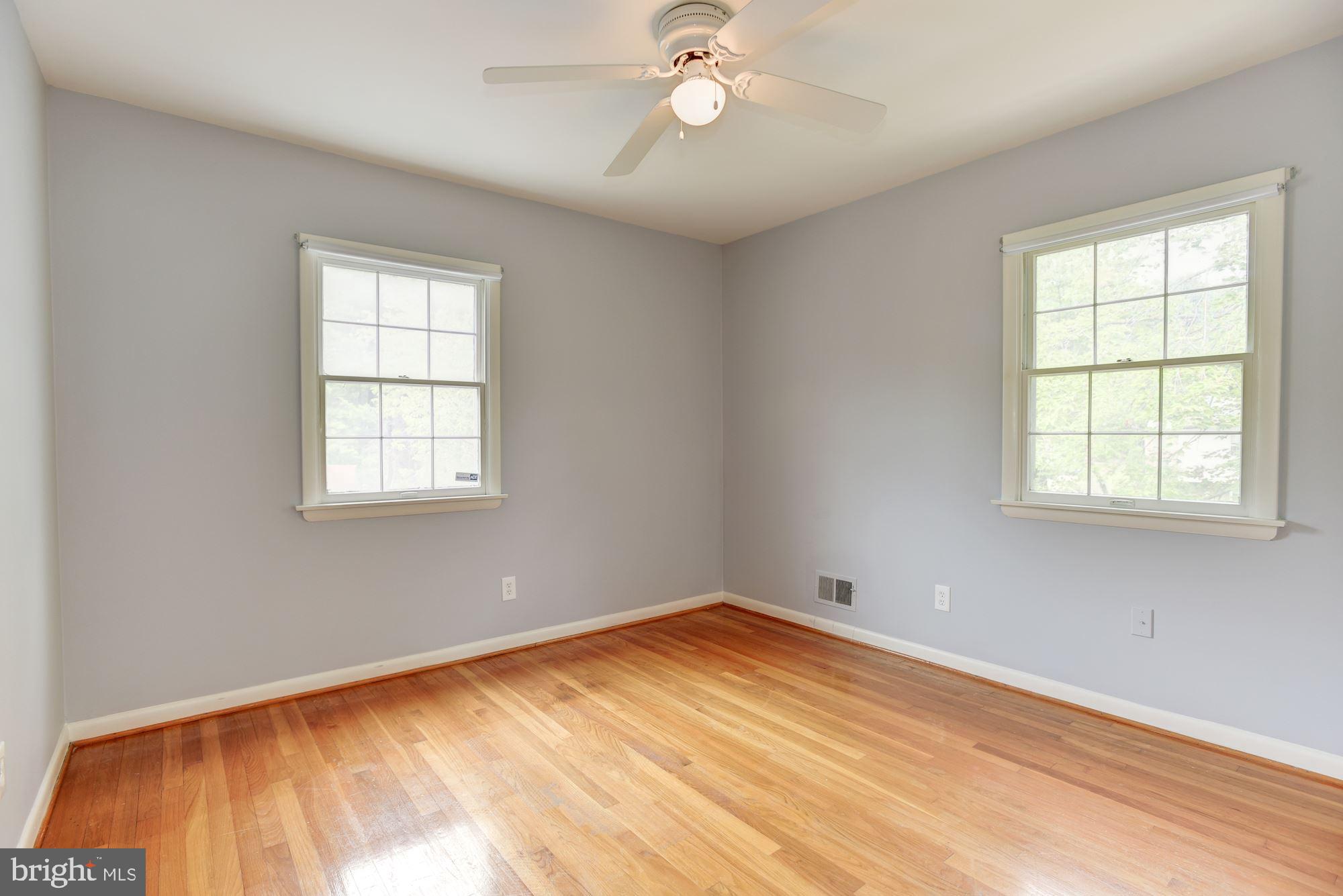 1319 Gatefield Road Baltimore, MD 21228 - Photo 21 of 34 Bedroom