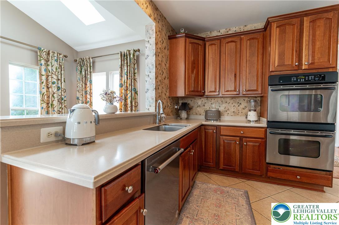 7 Lower Way Road Easton, PA 18045 - Photo 5 of 14