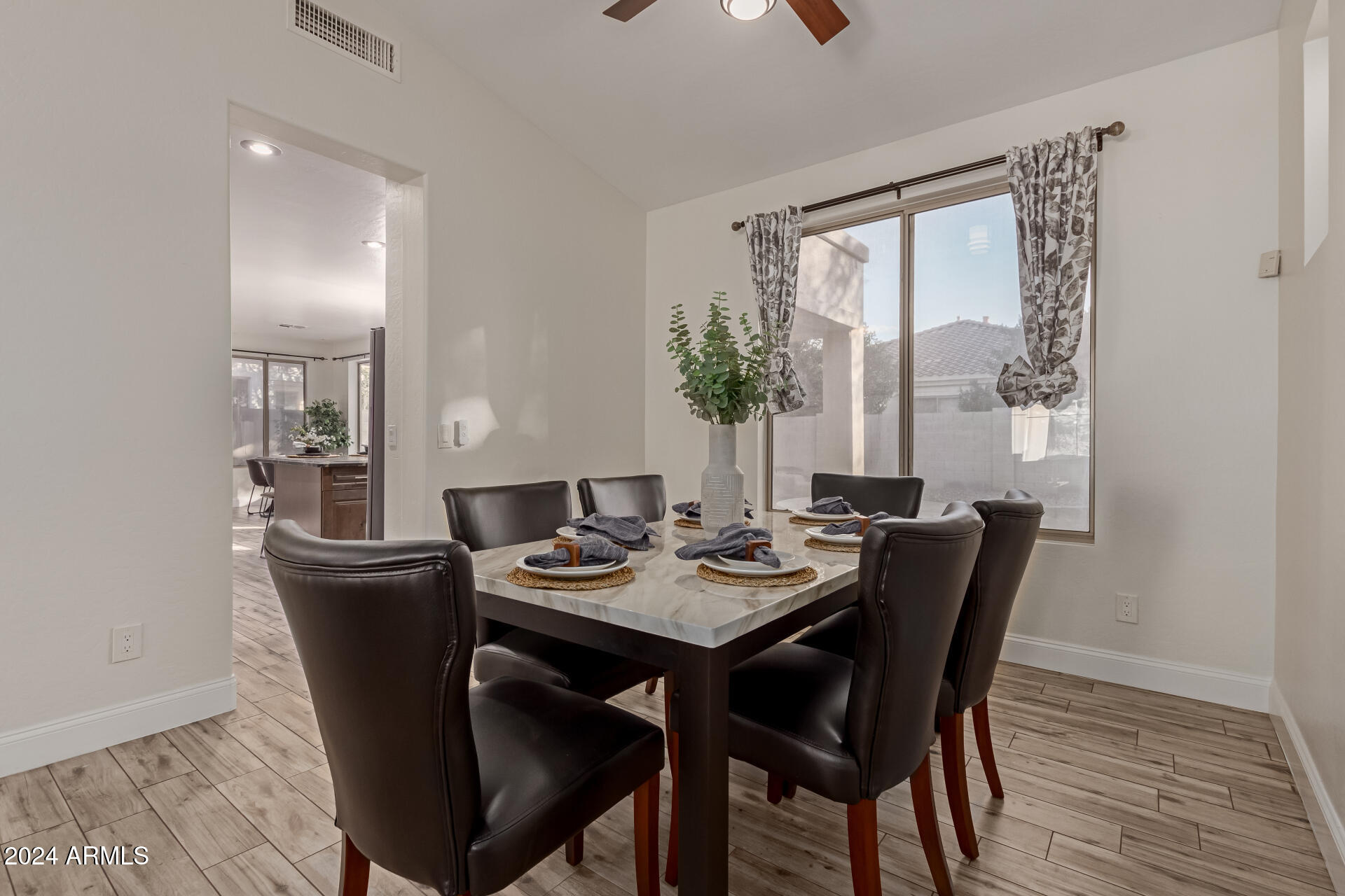 563 East Krista Way Tempe, AZ 85284 - Photo 12 of 50 Formal Dining