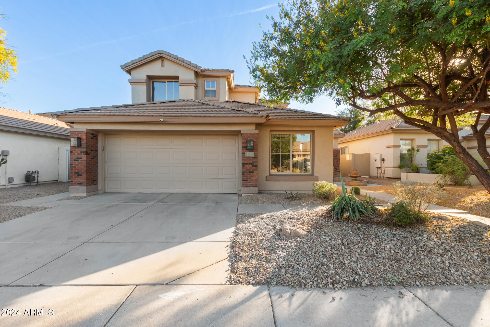 563 East Krista Way Tempe, AZ 85284 - Photo 8 of 50 05 - Krista