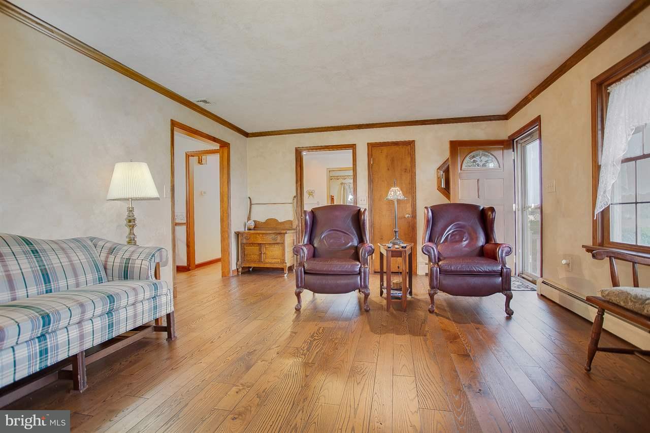3818 Roundtop Road Elizabethtown, PA 17022 - Photo 11 of 25 Gallery Image 11