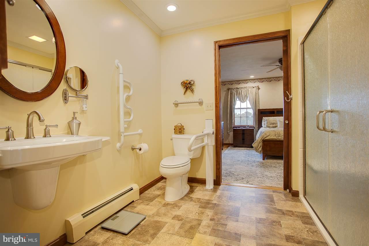 3818 Roundtop Road Elizabethtown, PA 17022 - Photo 13 of 25 Gallery Image 13