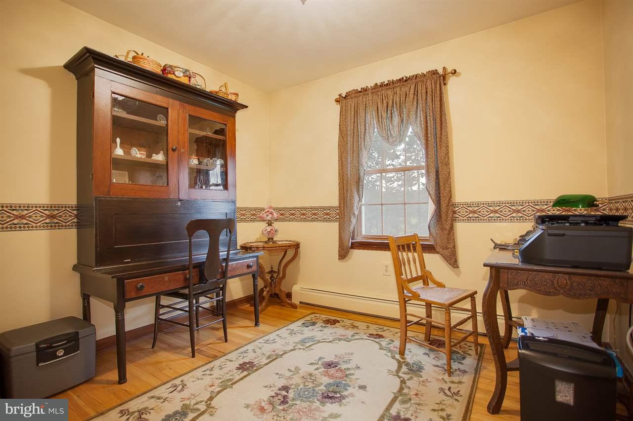 3818 Roundtop Road Elizabethtown, PA 17022 - Photo 14 of 25 Gallery Image 14