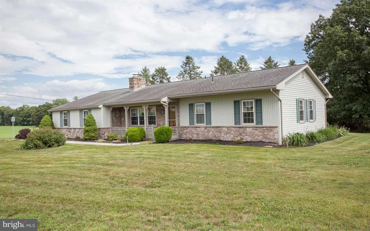 3818 Roundtop Road Elizabethtown, PA 17022 - Photo 5 of 25 Gallery Image 5