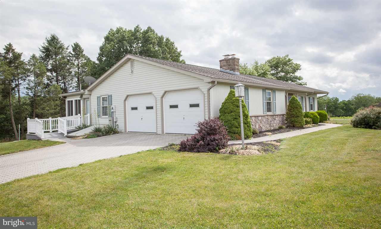 3818 Roundtop Road Elizabethtown, PA 17022 - Photo 8 of 25 Gallery Image 8