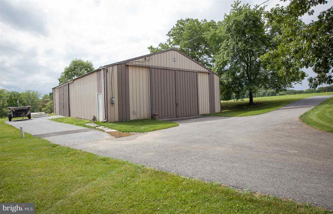 3818 Roundtop Road Elizabethtown, PA 17022 - Photo 9 of 25 Gallery Image 9