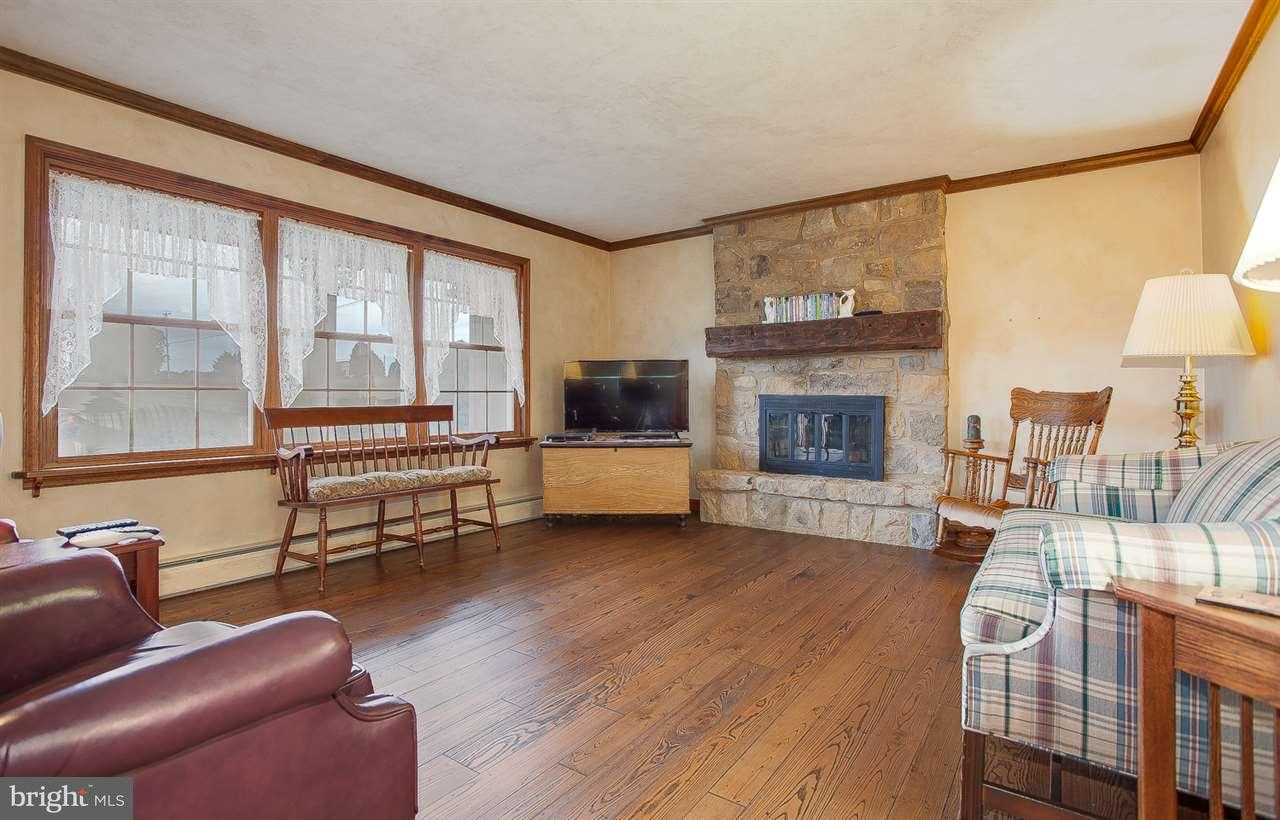 3818 Roundtop Road Elizabethtown, PA 17022 - Photo 10 of 25 Gallery Image 10