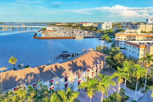 $699,000 | 1602 Point Pleasant Avenue West, Bradenton, FL 34205