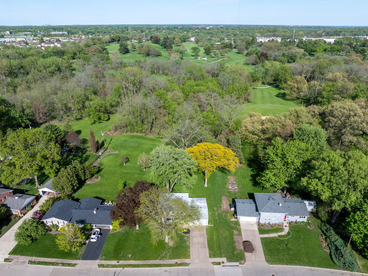2625 Fairhaven Road Davenport, IA 52803 - Photo 35 of 41 Gallery Image 35