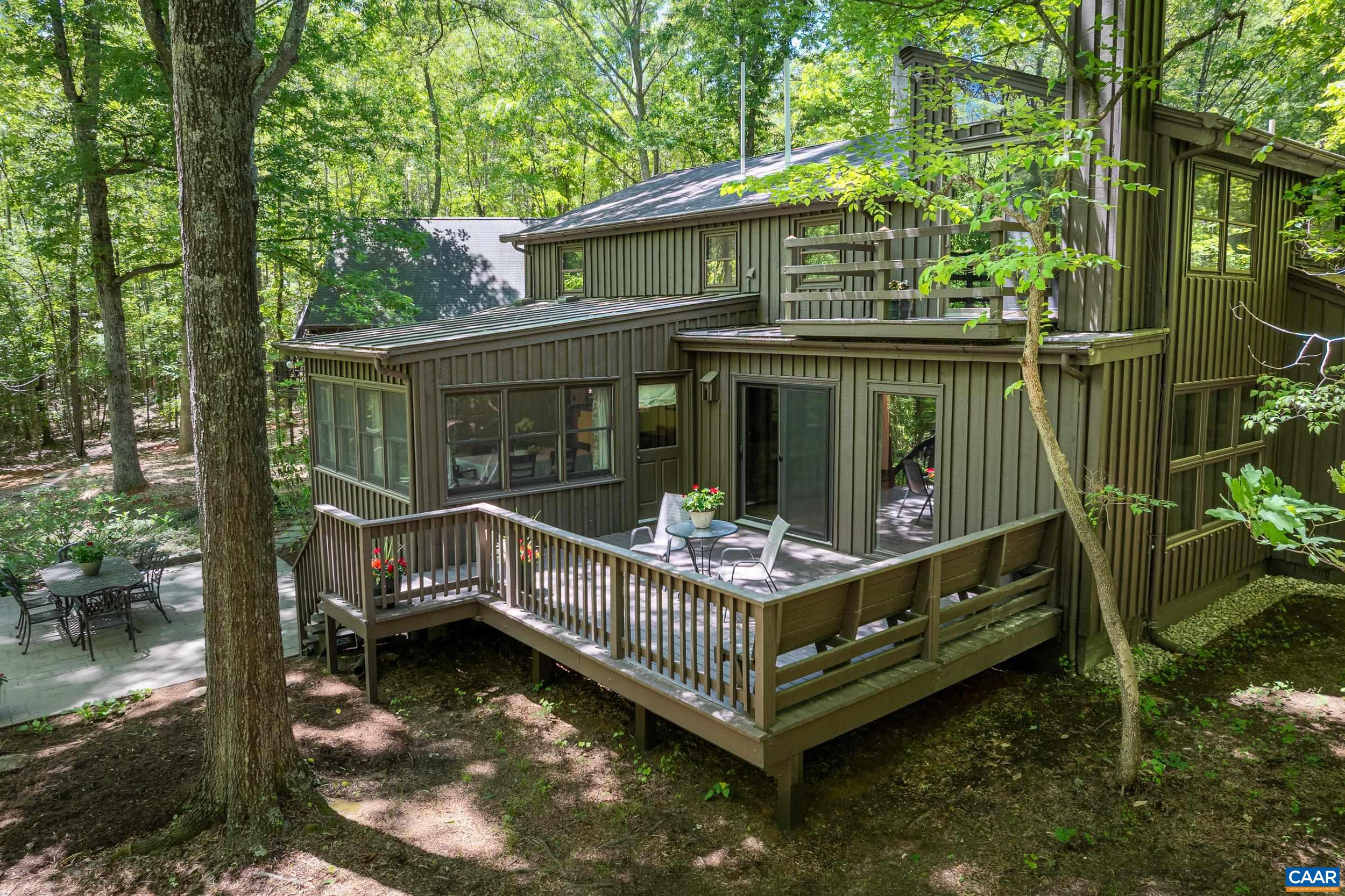 3939 Buck Island Road Charlottesville, VA 22902 - Photo 11 of 74 Relax & Entertain Outside
