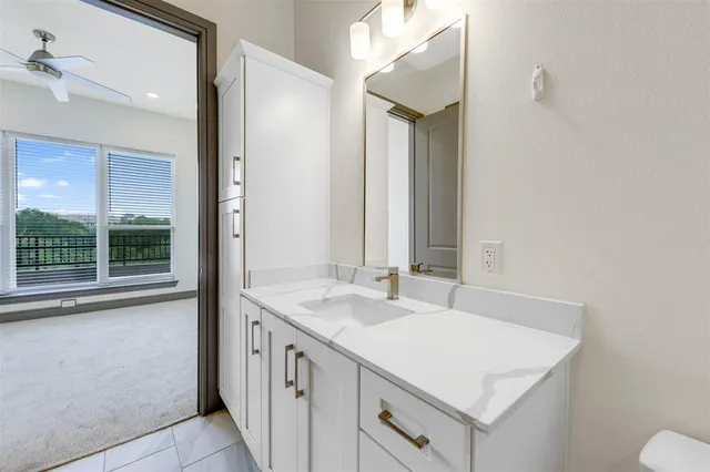 $1,800 | 2700 Old Denton Road, Unit 2236, Carrollton, TX 75007