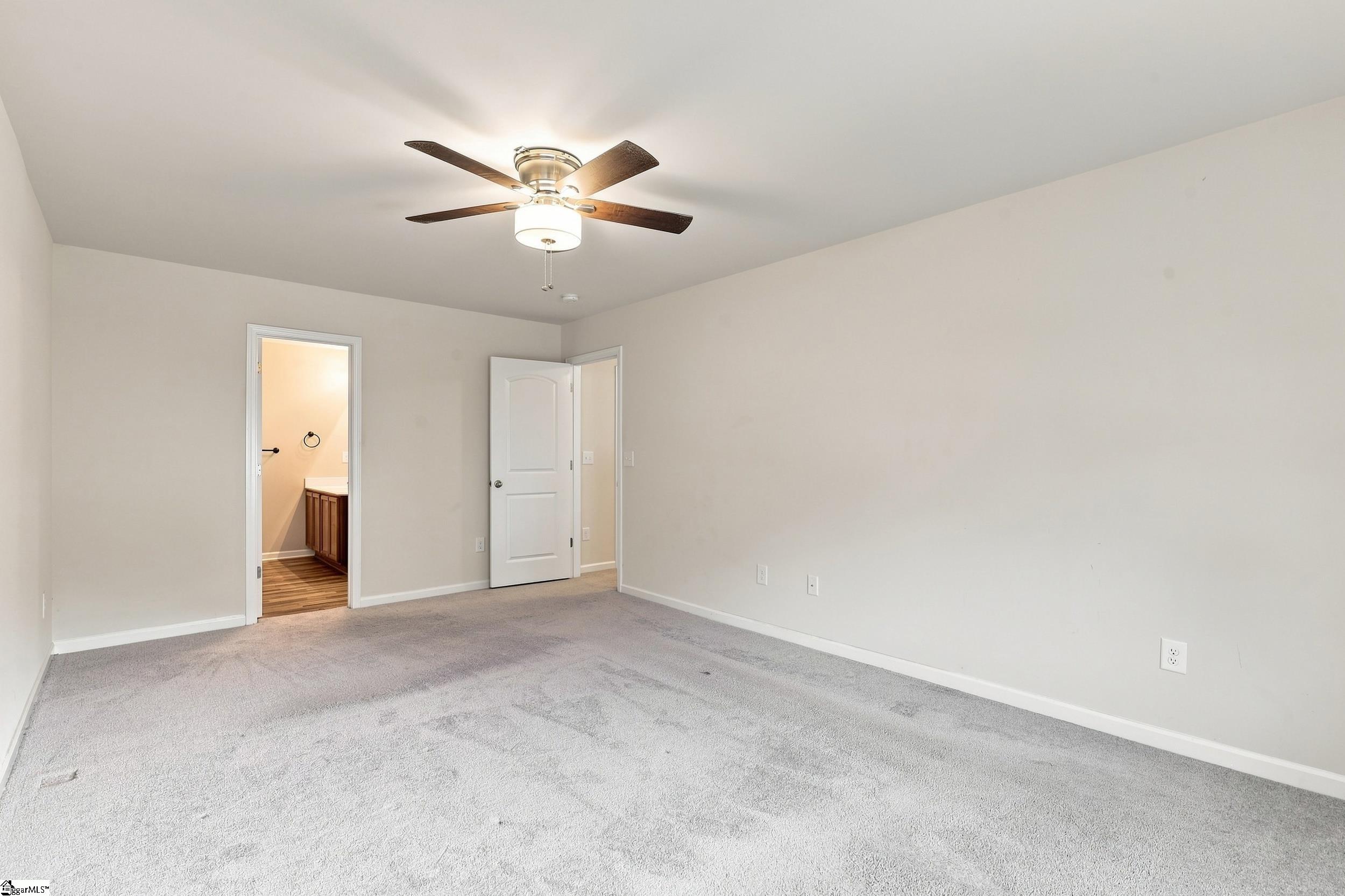 129 Colonial Walk Pickens, SC 29671 - Photo 17 of 30 Gallery Image 17