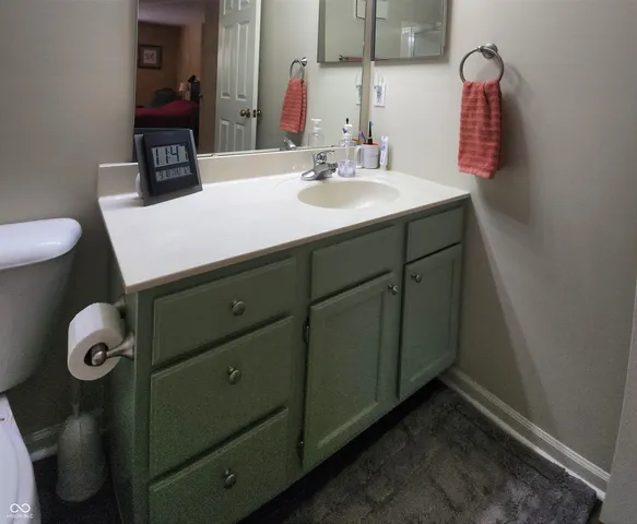 $179,900 | 8720 Yardley Court, Unit 205, Indianapolis, IN 46268