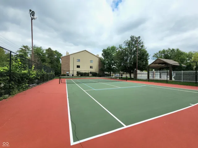 $179,900 | 8720 Yardley Court, Unit 205, Indianapolis, IN 46268