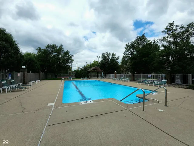 $179,900 | 8720 Yardley Court, Unit 205, Indianapolis, IN 46268