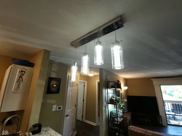 $179,900 | 8720 Yardley Court, Unit 205, Indianapolis, IN 46268