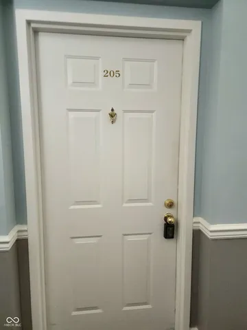 $179,900 | 8720 Yardley Court, Unit 205, Indianapolis, IN 46268