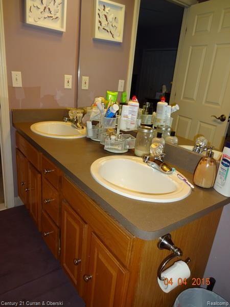 41568 Glade Road Canton, MI 48187 - Photo 15 of 42