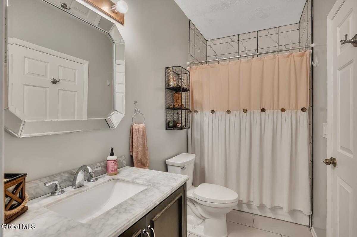 813 Ridge Circle Troy, NY 12182 - Photo 15 of 23 15D8D270-4520-4EB4-8210-930F533D4E02