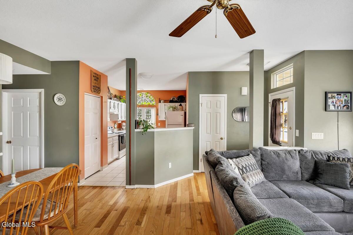 813 Ridge Circle Troy, NY 12182 - Photo 5 of 23 F6655498-AE08-45A2-9988-85D065FA52AC