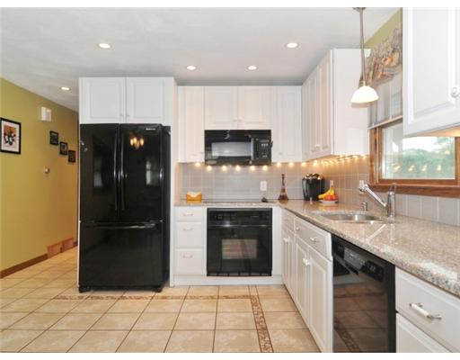 189 Roland Street Cumberland, RI 02864 - Photo 14 of 20 Kitchen.