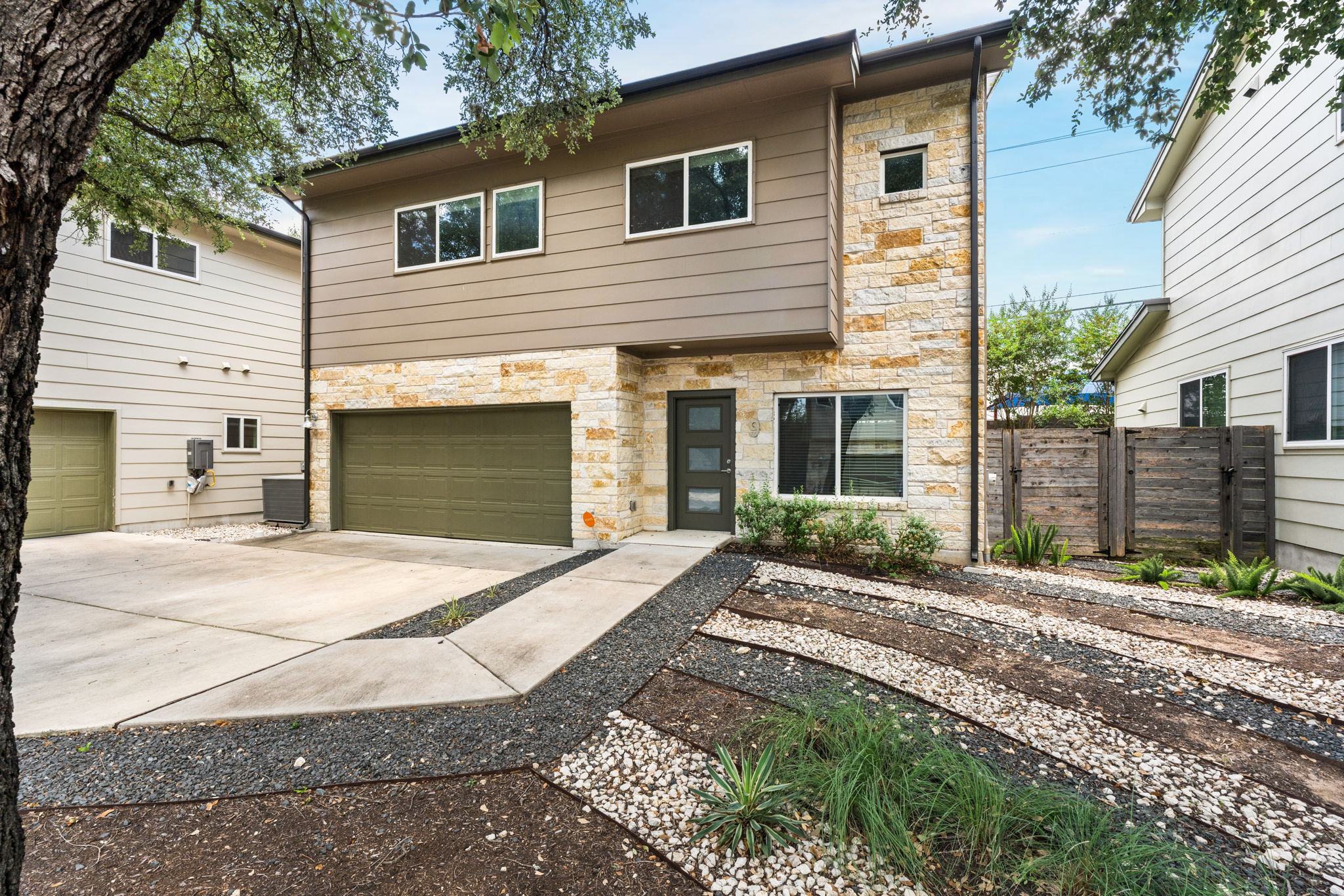 6800 Menchaca Road, Unit 9 Austin, TX 78745 - Photo 2 of 29