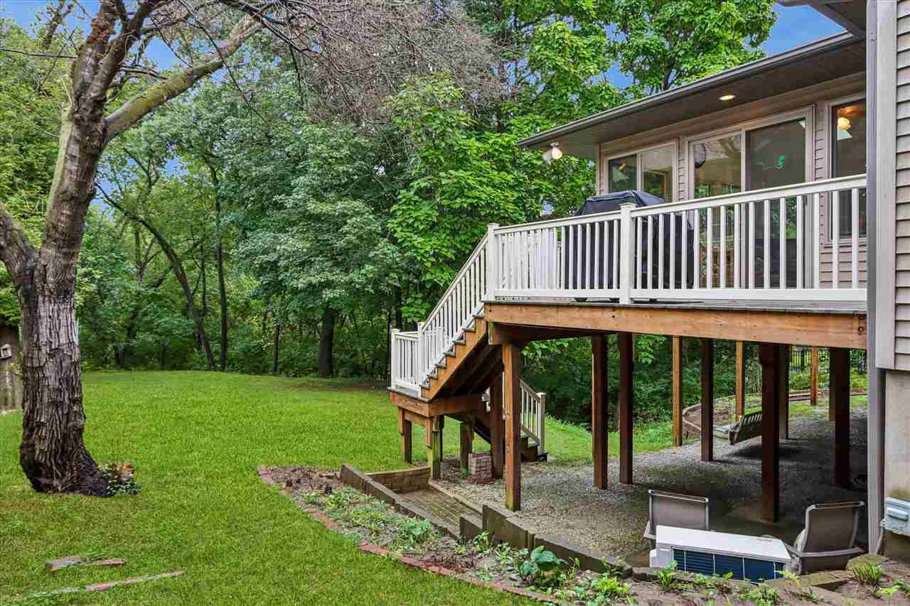 1934 Meadow Ridge Lane Iowa City, IA 52245 - Photo 37 of 40 Gallery Image 37
