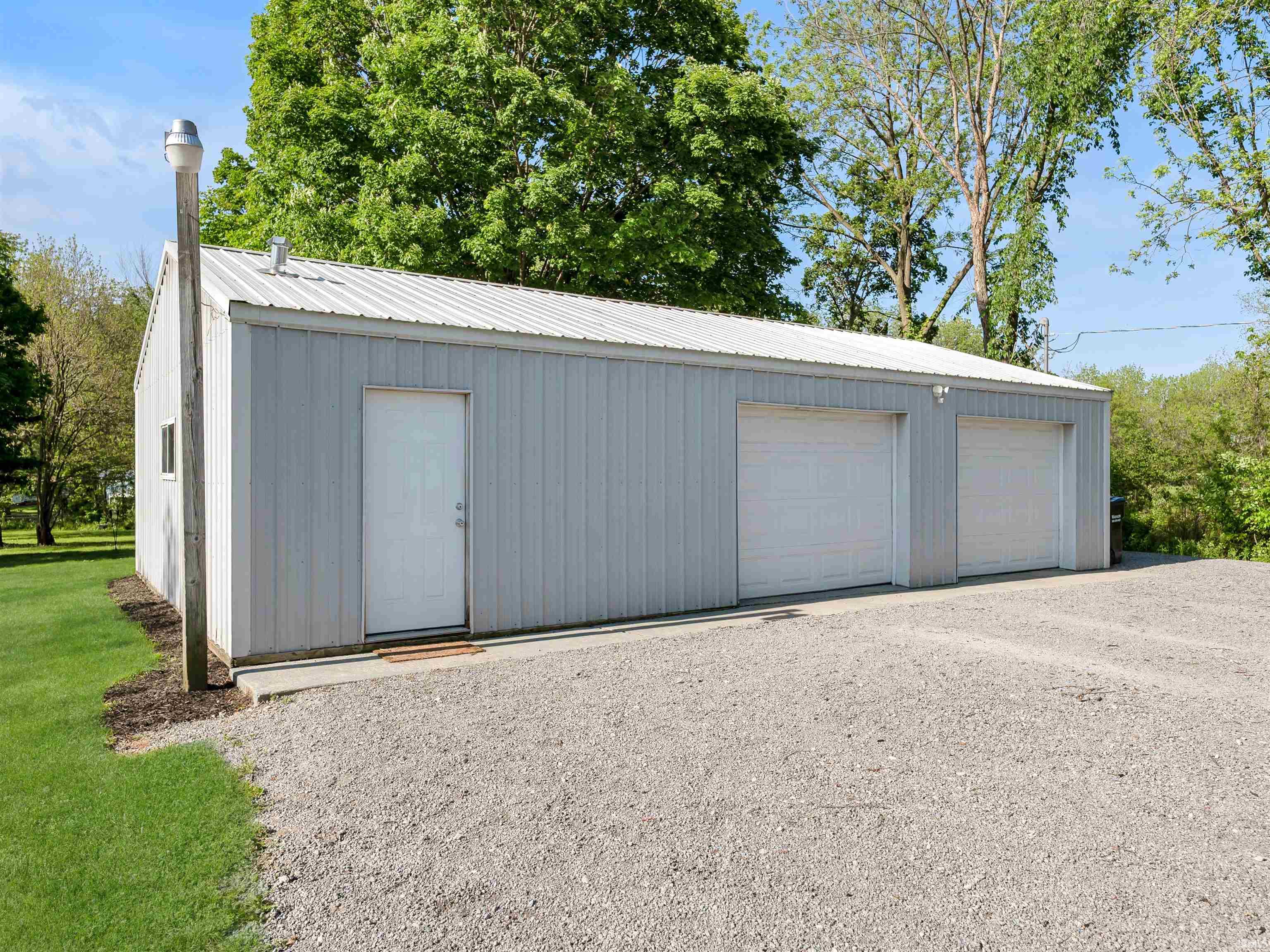655 West Walnut Street Waterloo, IN 46793 - Photo 22 of 24
