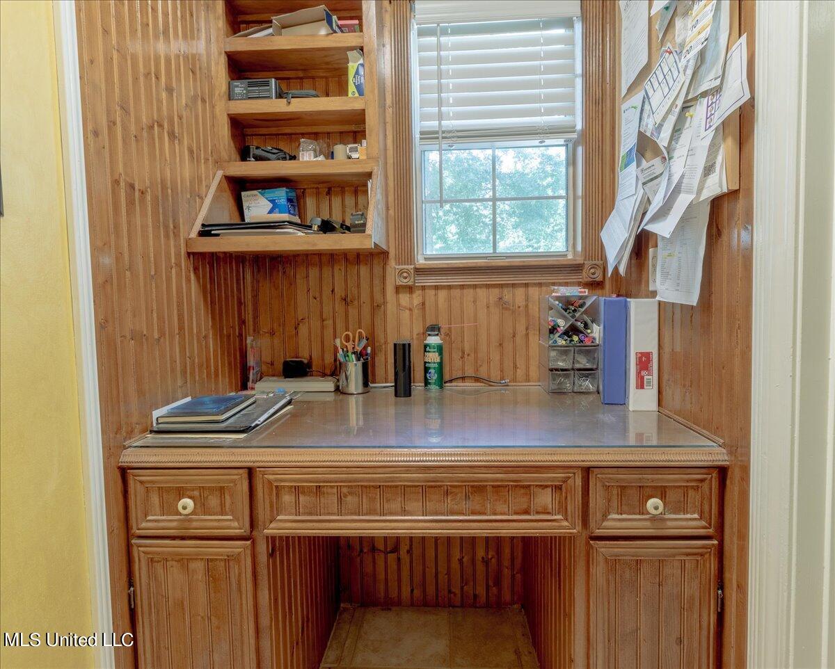 1374 Gunter Road Florence, MS 39073 - Photo 8 of 22 09-Martian Home-7