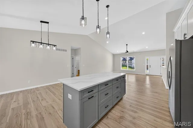 $574,900 | 108 Hickory Heits Court, Moscow Mills, MO 63362