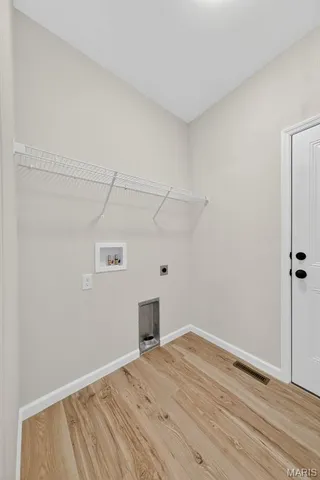 $574,900 | 108 Hickory Heits Court, Moscow Mills, MO 63362