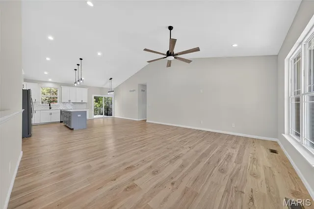 $574,900 | 108 Hickory Heits Court, Moscow Mills, MO 63362