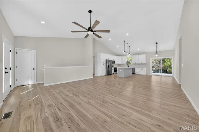 $574,900 | 108 Hickory Heits Court, Moscow Mills, MO 63362