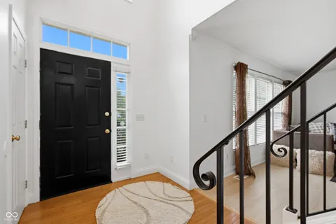 $350,000 | 6865 Hollingsworth Drive, Indianapolis, IN 46268
