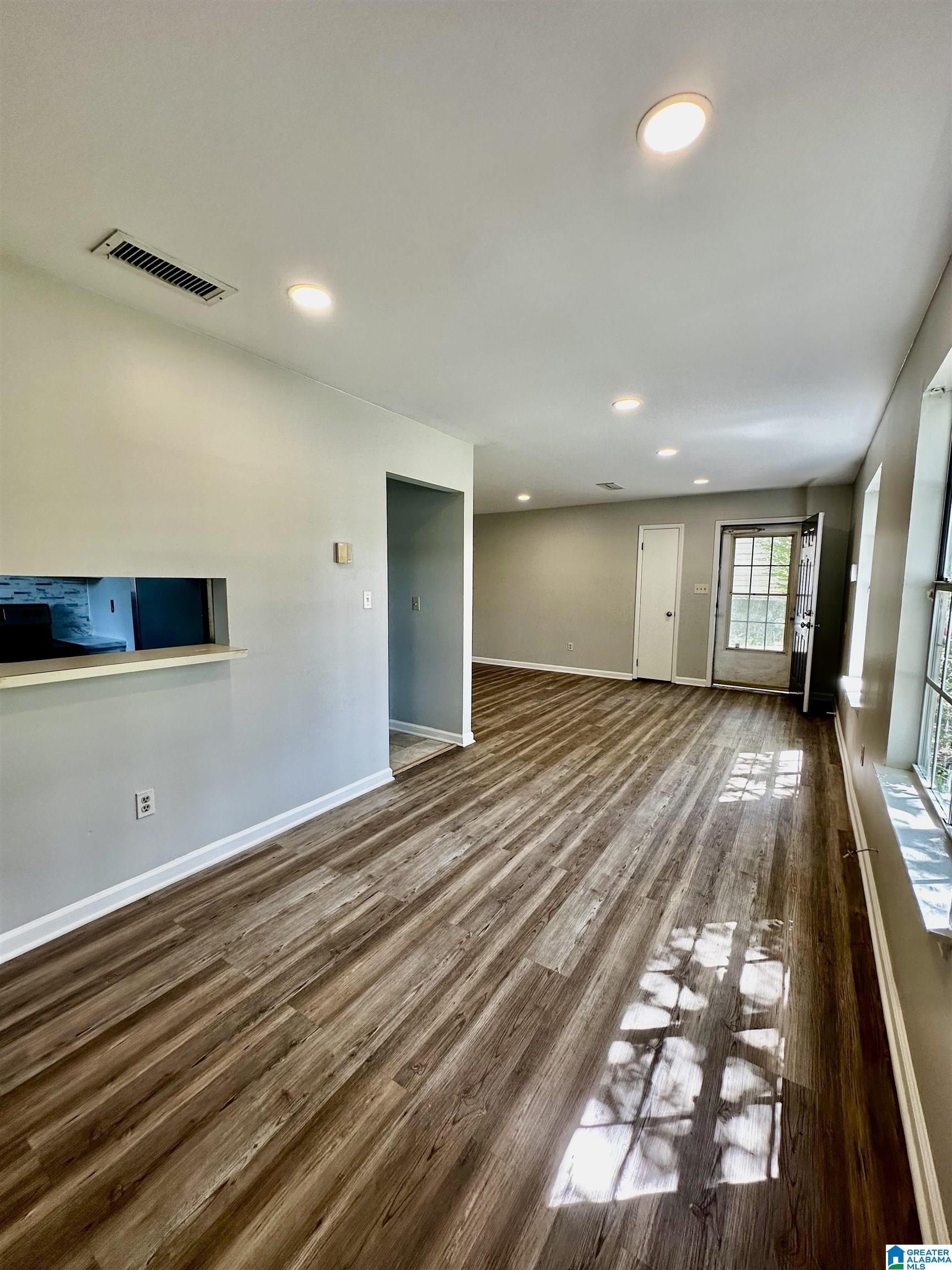 761 Crowne Road Birmingham, AL 35224 - Photo 8 of 28