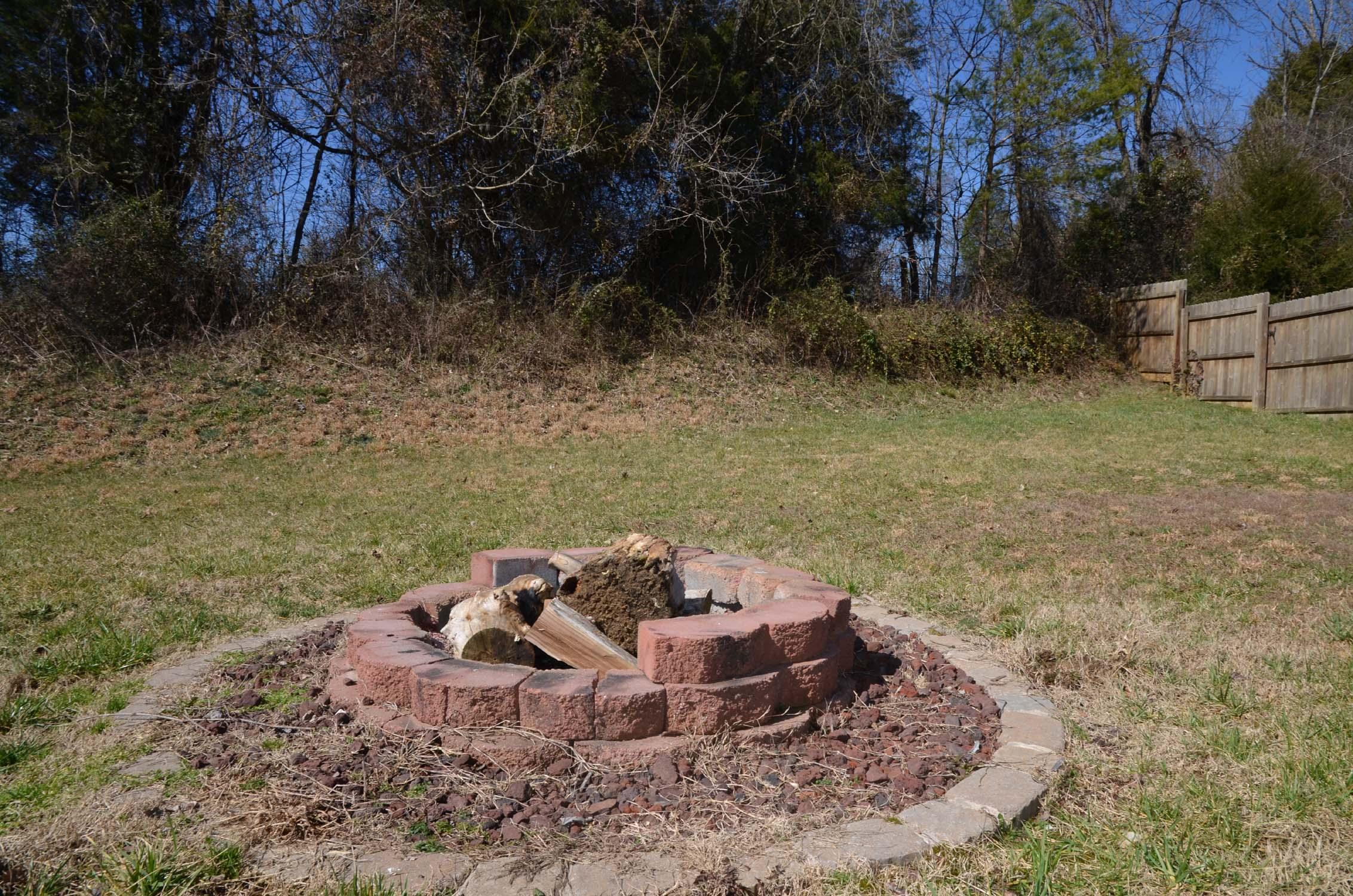 7613 Freedom Lane Corryton, TN 37721 - Photo 3 of 18 Firepit