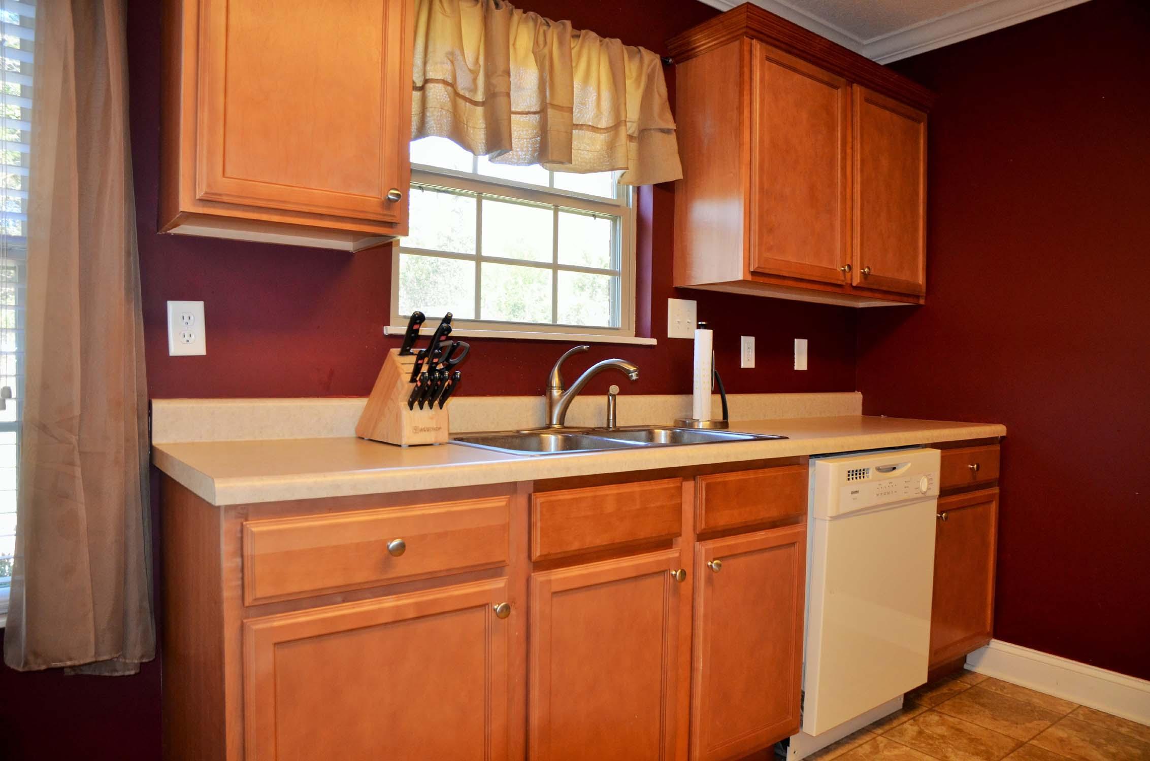 7613 Freedom Lane Corryton, TN 37721 - Photo 6 of 18 Kitchen2