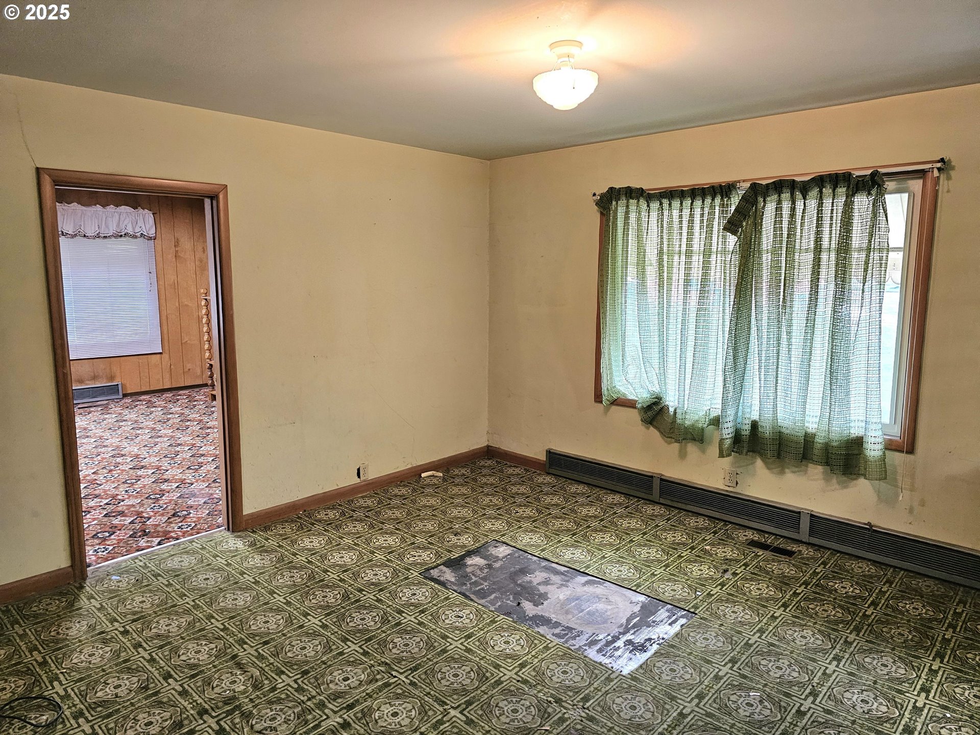 365 Bryan Street Woodburn, OR 97071 - Photo 9 of 40