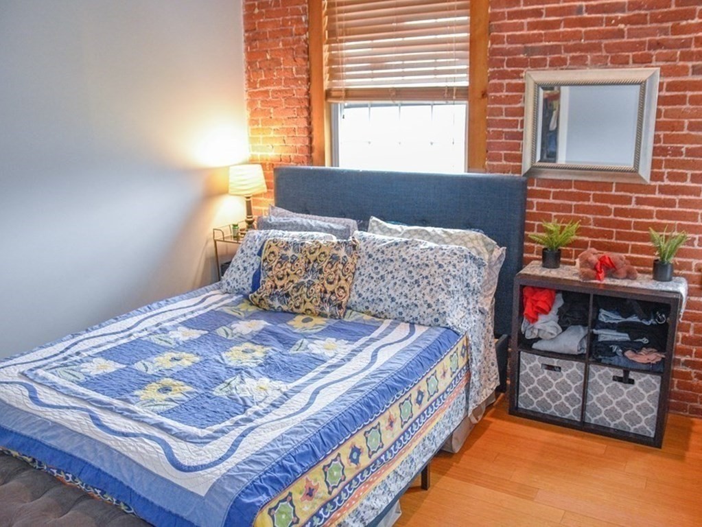 1511 Main Street, Unit CPH7 Worcester, MA 01603 - Photo 14 of 35