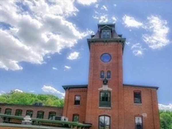 1511 Main Street, Unit CPH7 Worcester, MA 01603 - Photo 28 of 35