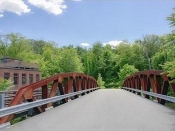 1511 Main Street, Unit CPH7 Worcester, MA 01603 - Photo 30 of 35