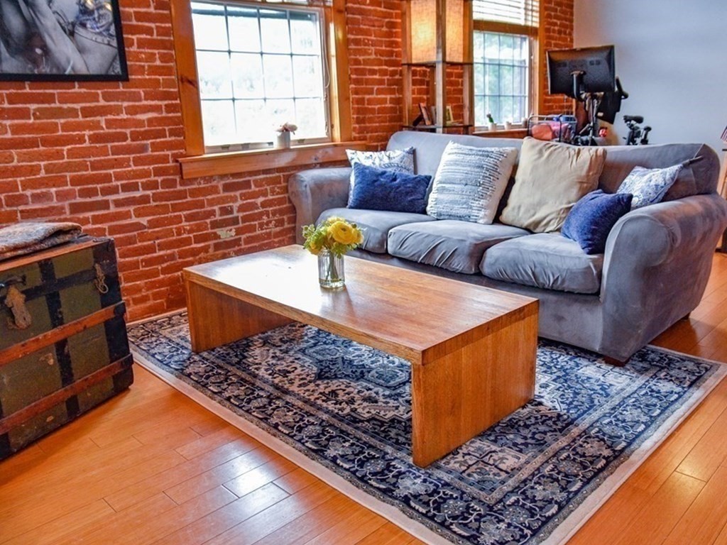 1511 Main Street, Unit CPH7 Worcester, MA 01603 - Photo 7 of 35