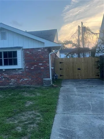 $2,300 | 2737 Cupid Street, New Orleans, LA 70131